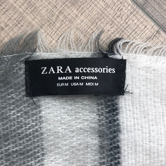 Zara Plaid Blanket Scarf - Picture 6 of 7